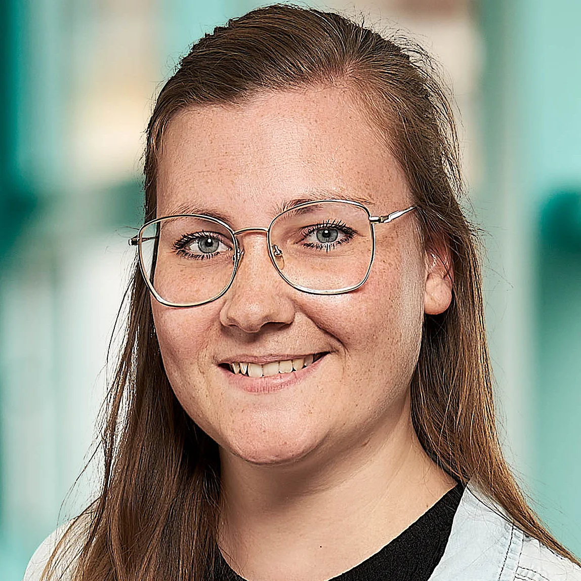 Portraitfoto von Frau Jenny Henschel, MFA SPZ