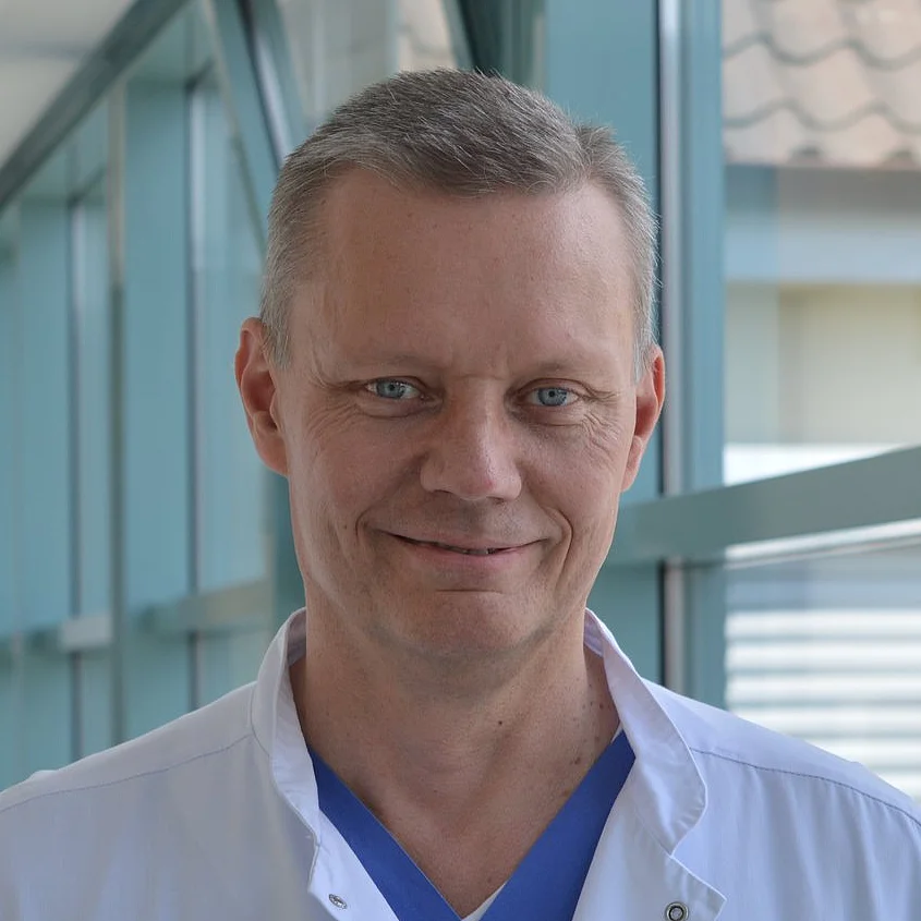 Portraitfoto von Dr. med. Michael Berghorn, Chefarzt Gynäkologie und Geburtshilfe, Schwerpunkt Spezielle Geburtshilfe und Perinatalmedizin