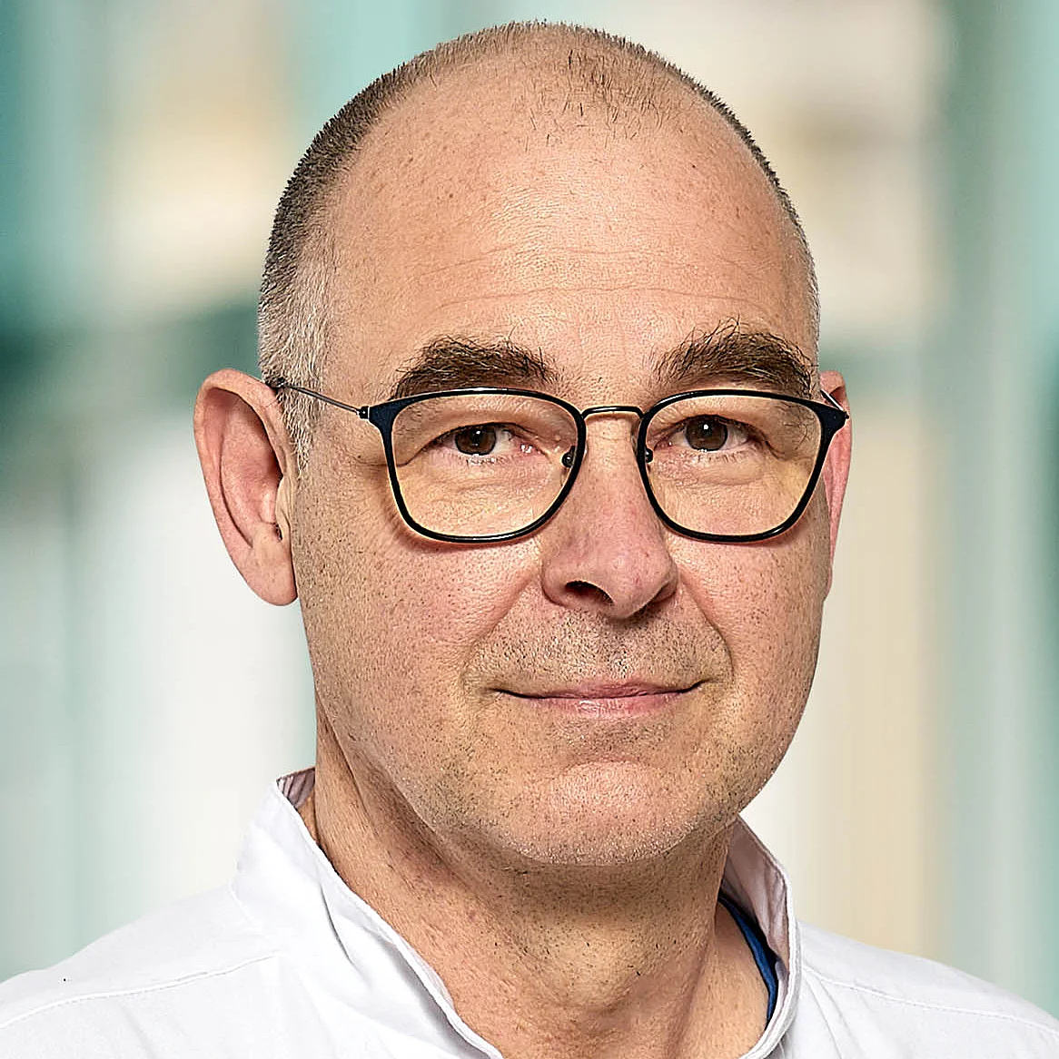 Portraitfoto von Dr. med. Jens Hartmann