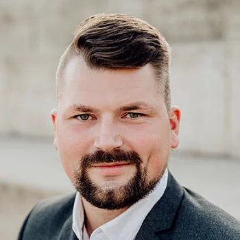 Portraitfoto von Herrn Marcel Brunngräber, Leiter Logistik
