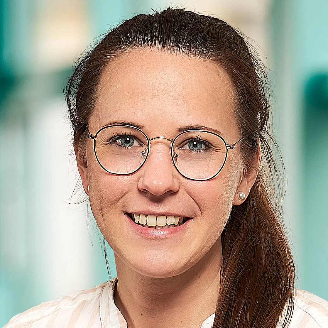 Portraitfoto von Frau Janine Klingemann