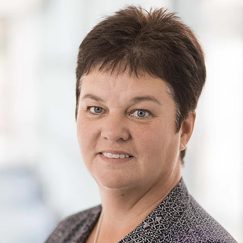 Portraitfoto von Frau Andrea Cewe, Sekretariat Radiologie