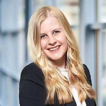 Portraitfoto von Frau Dana Carina Heldt, Sekretariat Unfallchirurgie