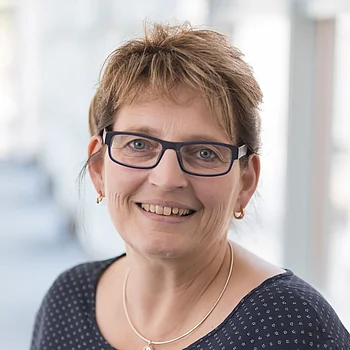 Portraitfoto von Frau Bärbel Uhlemann