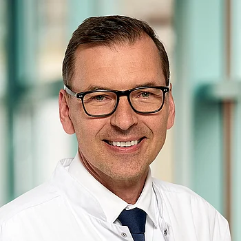 Portraitfoto von Herrn Dr. Christian Fink, Chefarzt Radiologie