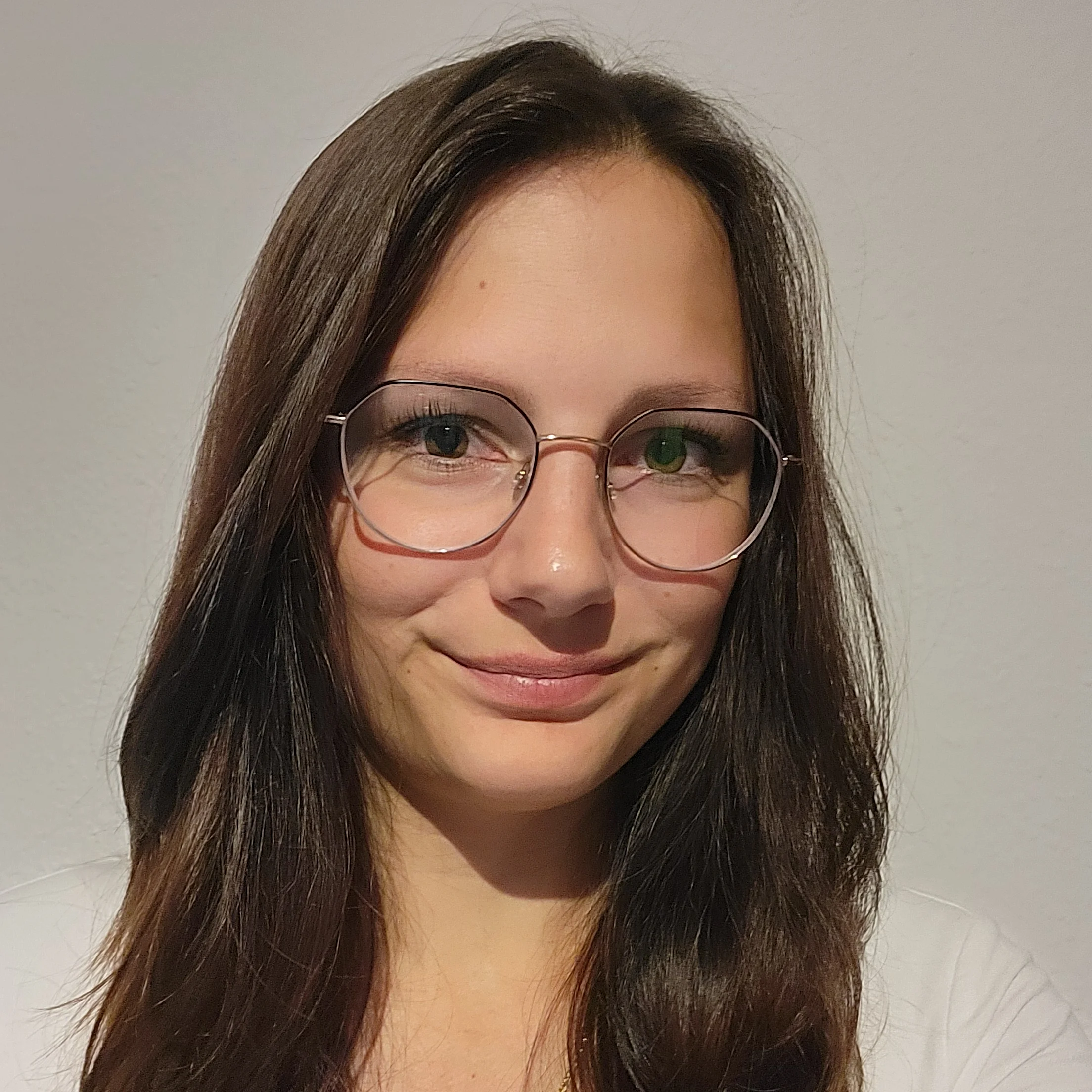 Portraitfoto von Frau Chantal Koll, MFA