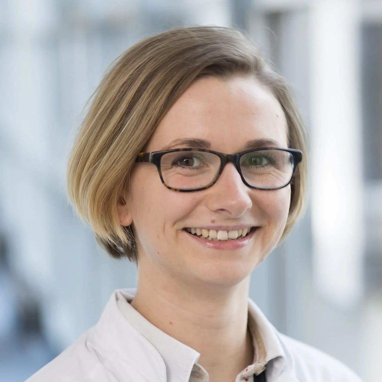 Portraitfoto von Frau Nicolina Ork, Medizinphysik-Expertin (MPE)