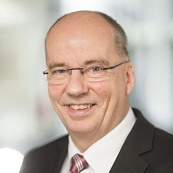 Portraitfoto von Herrn Ulrich Adam, Bereichsleiter Einkauf
